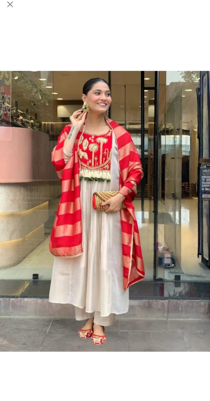 Ivory Red Dupatta Set